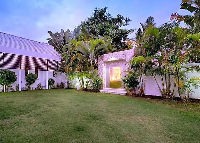 Perfect 3br Private Pool Villla Near Canggu *